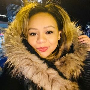 Meet your Posher, Roxana